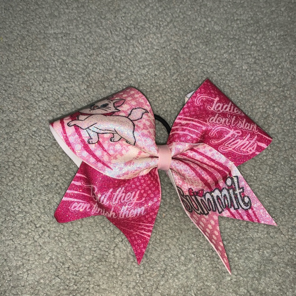Pink summit bow